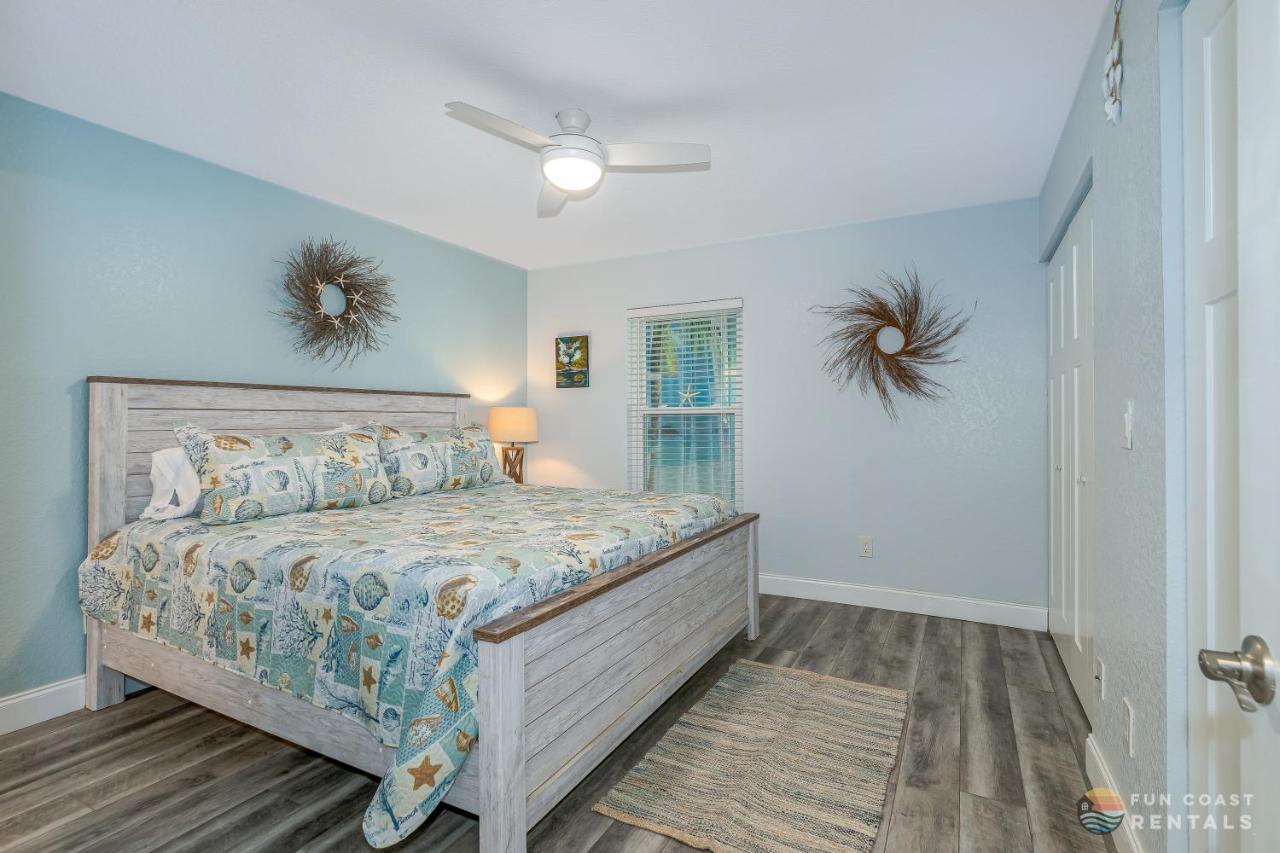 Dog Friendly Home Wprivate Fenced Yard, Garage & Fire Pit Steps To The Beach! New Smyrna Beach Bagian luar foto