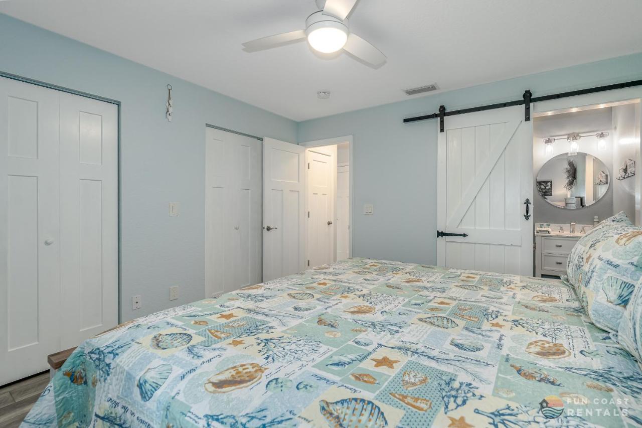Dog Friendly Home Wprivate Fenced Yard, Garage & Fire Pit Steps To The Beach! New Smyrna Beach Bagian luar foto